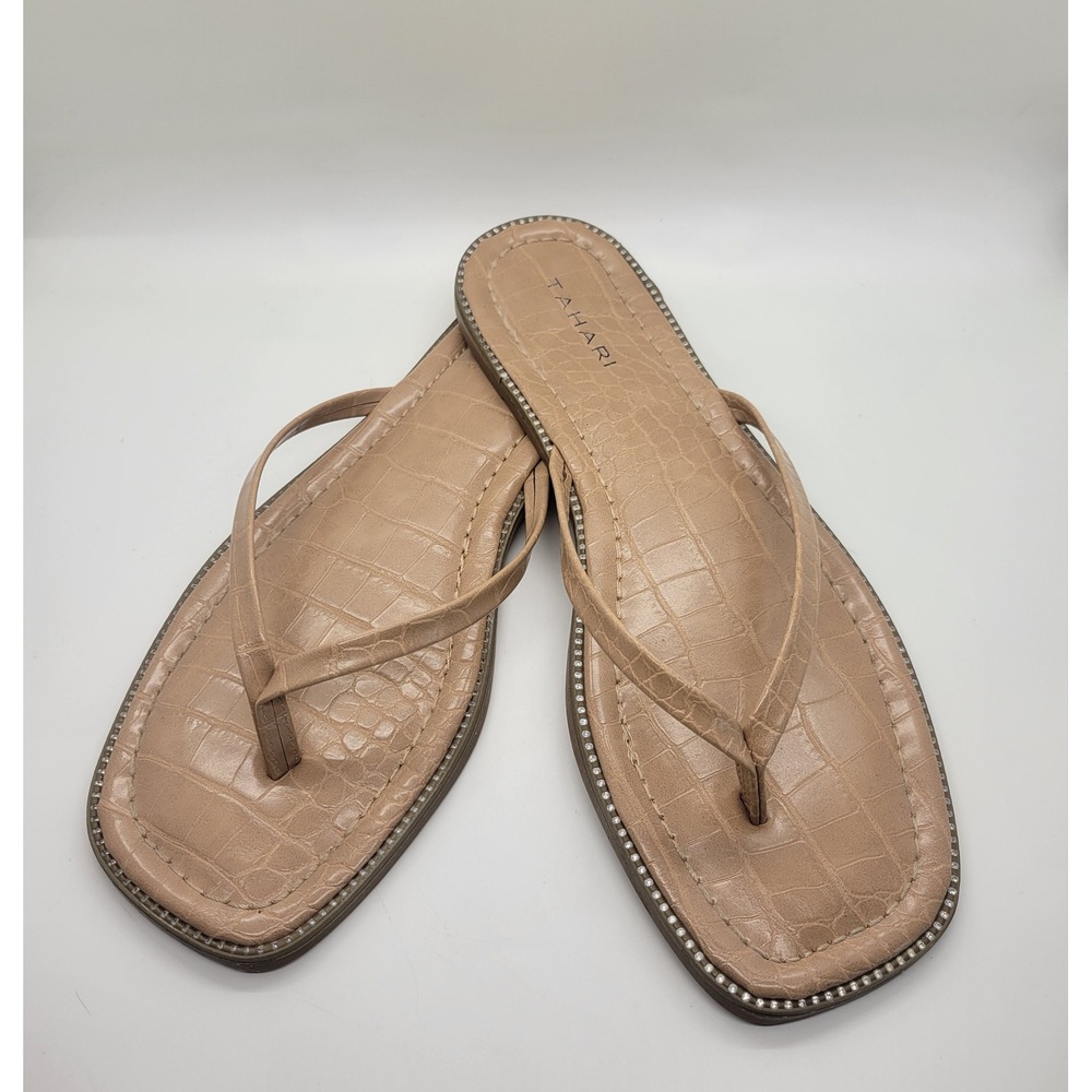 Tahari Colette Croc Embossed Thong Sandals Women‎ 7.5 Beige Posh Stud Gem Detail